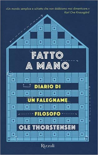 fatto a mano libro sul legno